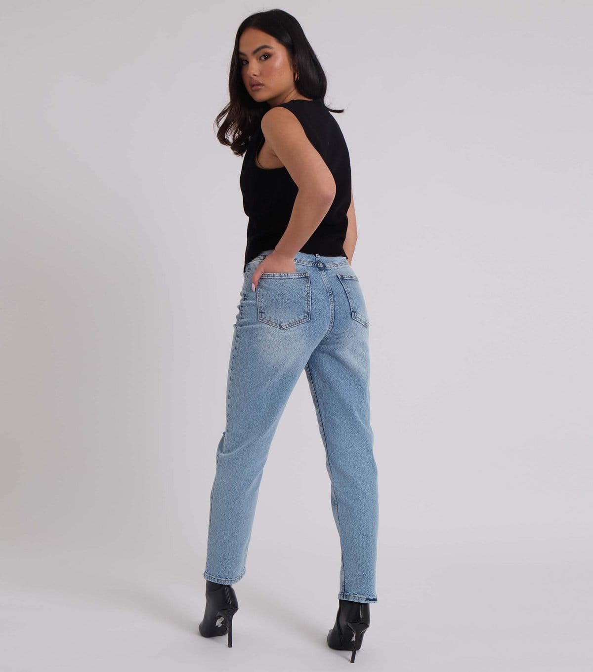 Urban Bliss Women's Black Button Through Vest Urban Bliss New Look - 4