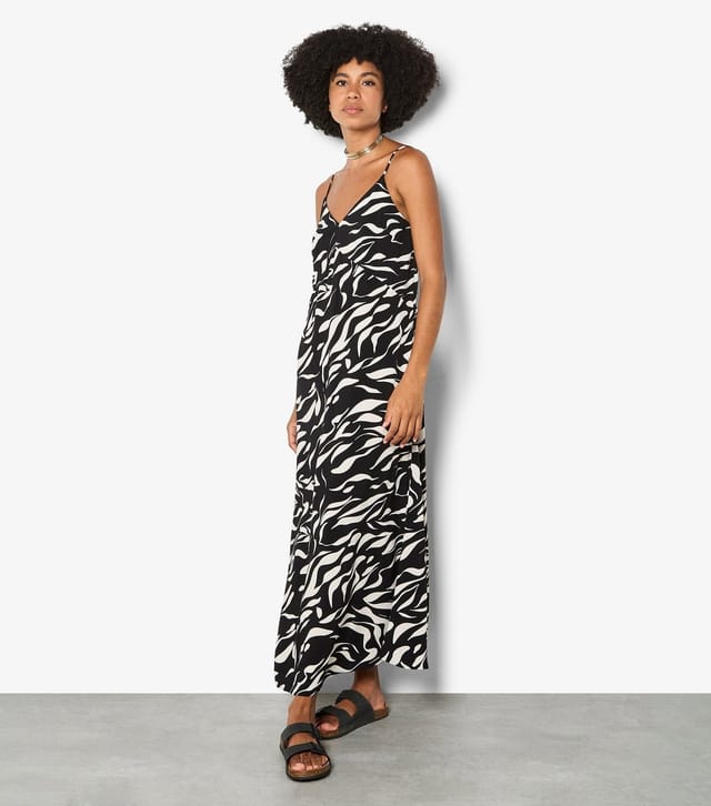Apricot Women's Black Animal Print Trapeze Cami Maxi Dress Apricot New Look - 2