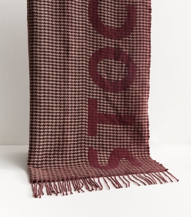 New Look Red Knit Stockholm Logo Scarf New Look - 2