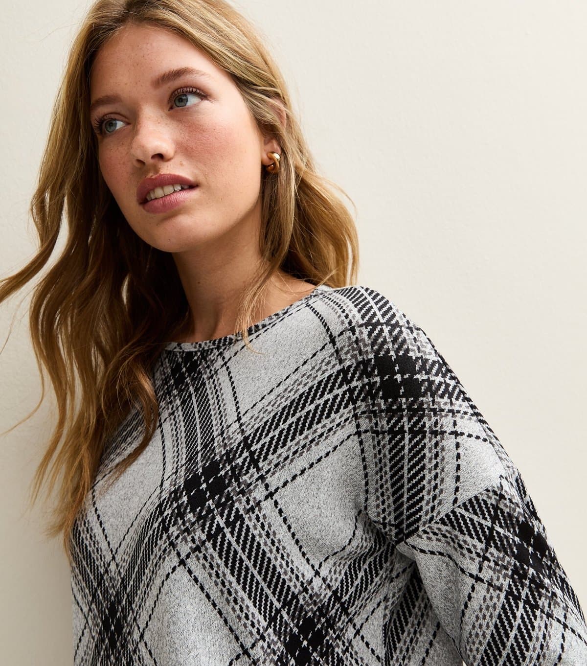 New Look Women's Grey Soft Touch Check Long Sleeve Top New Look