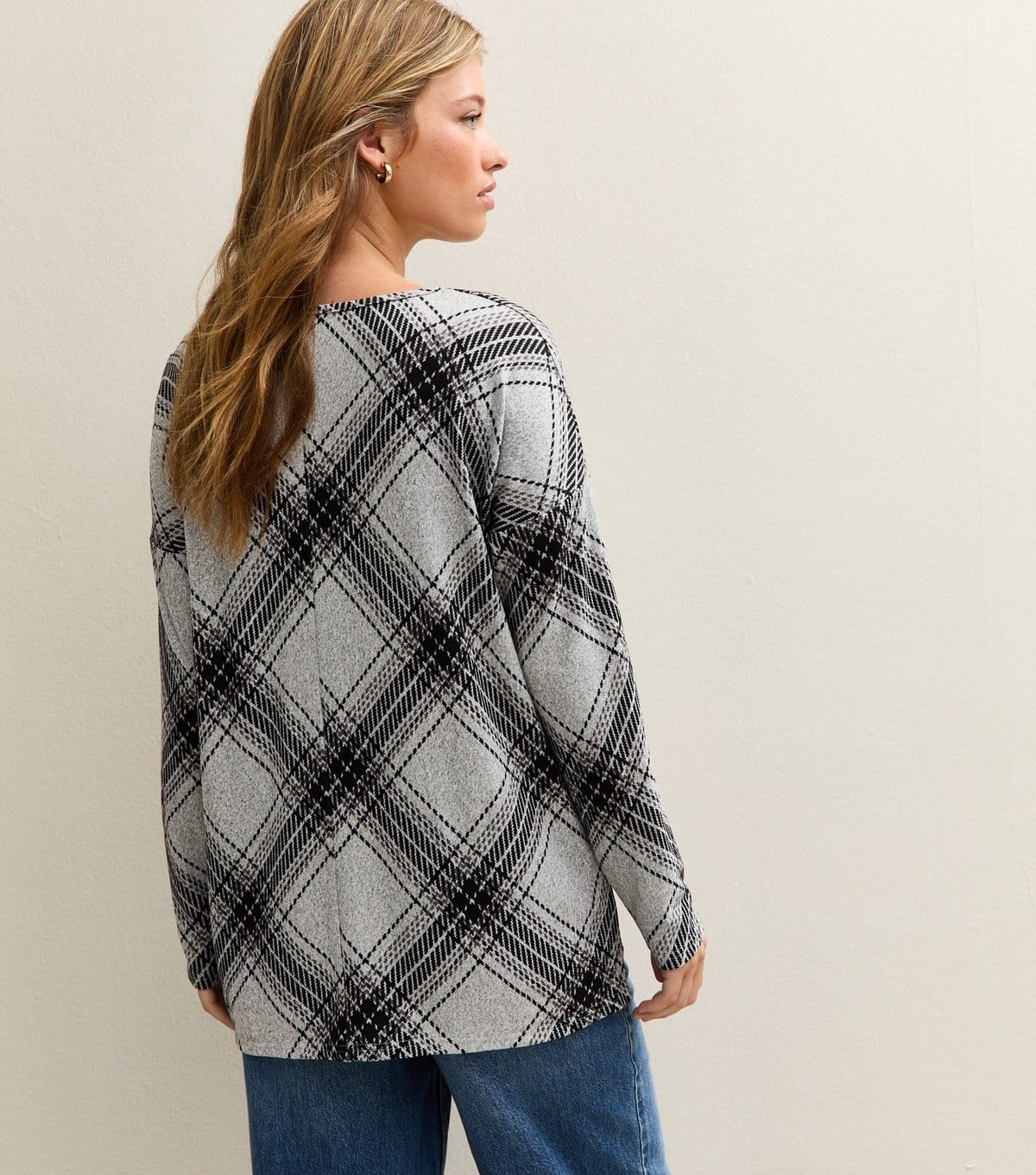 New Look Women's Grey Soft Touch Check Long Sleeve Top New Look - 4