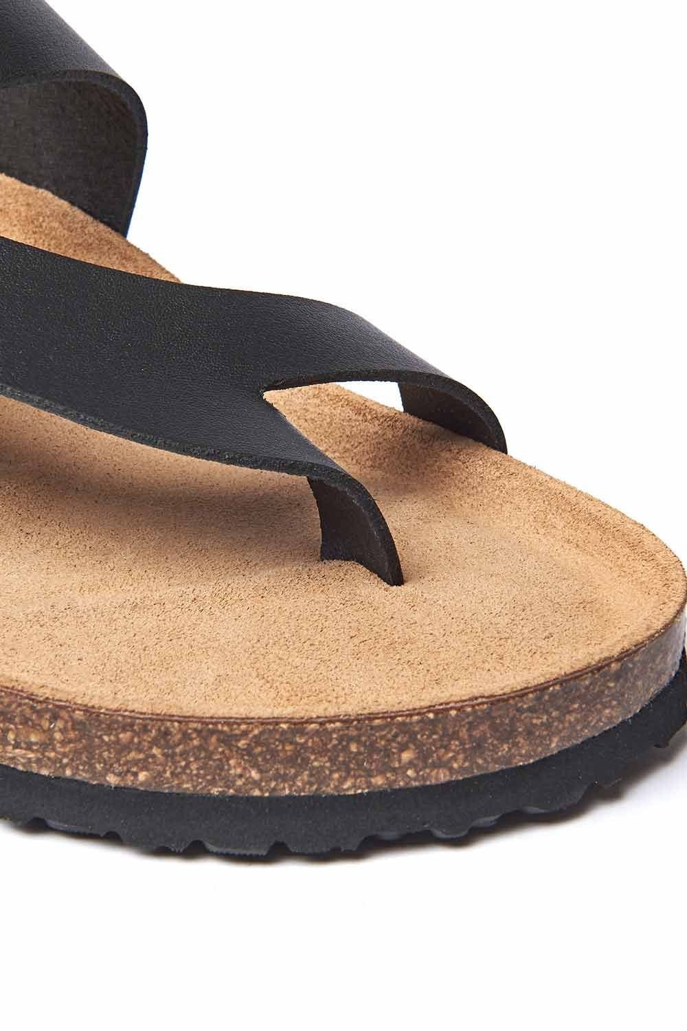 Moshulu Moshulu Women's 'Wilma 2' Toe-Post Cork Footbed Sandals in Black - 4