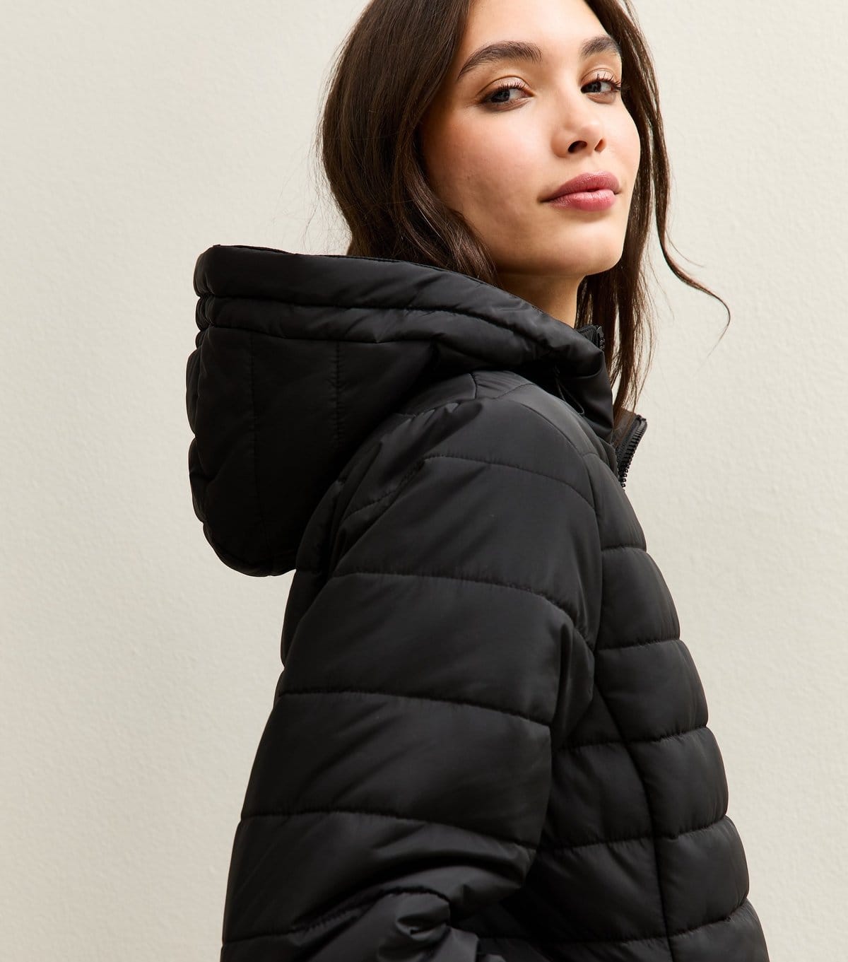 New Look Women's Black Longline Hooded Puffer Jacket New Look - 4