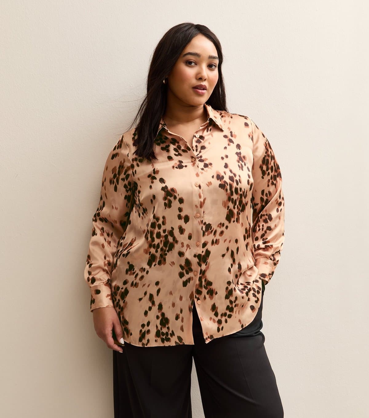 New Look Women's Plus Size Pink Leopard Print Print Satin Shirt Curves New Look