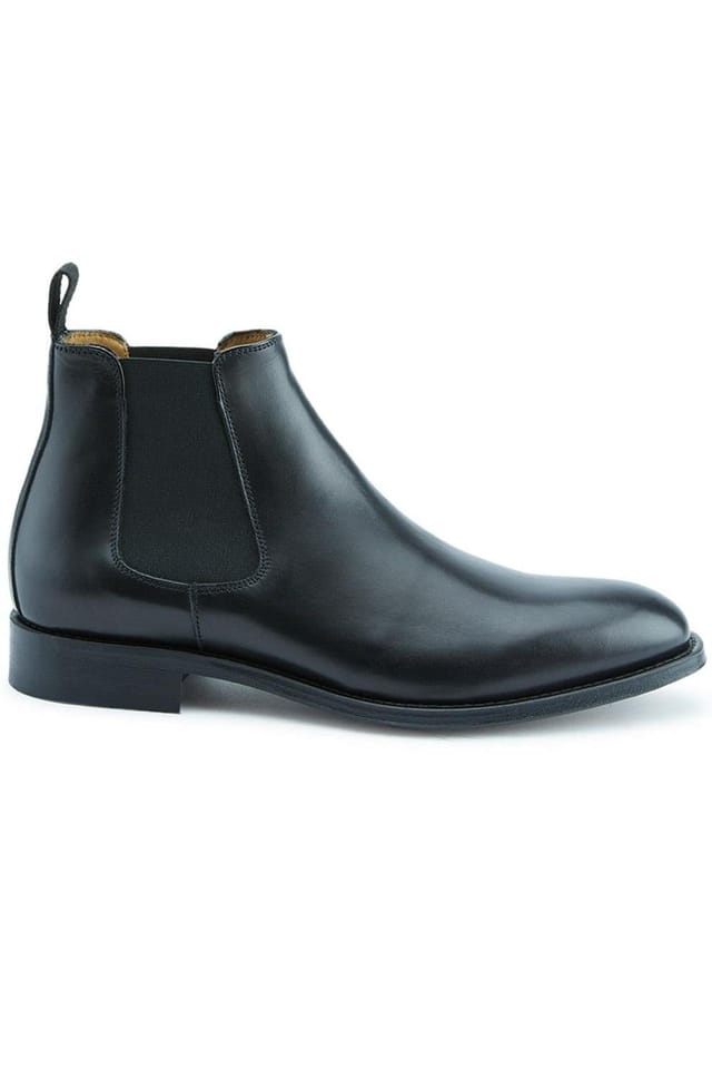 Jones Bootmaker Jones Bootmaker Men's Cheltenham Handmade Chelsea Boots in Black - 2
