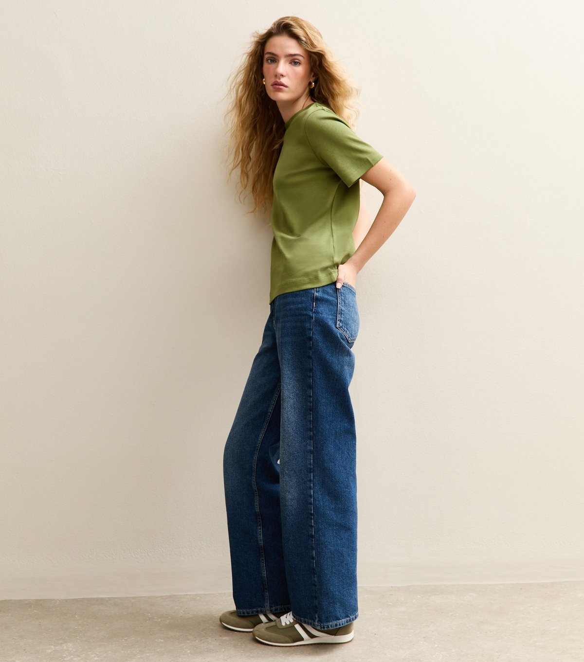 New Look Women's Premium Dark Khaki Heavyweight Cotton T-Shirt New Look - 2