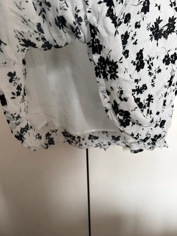 Bershka Bershka floral summer dress.