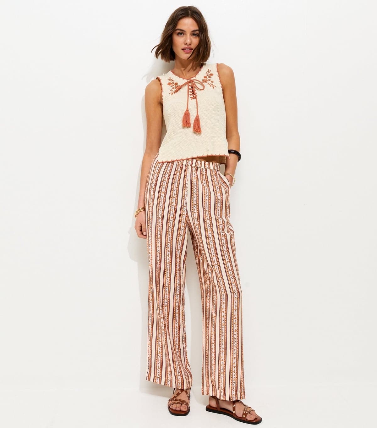 New Look Women's Red Floral Striped Wide Leg Trousers New Look