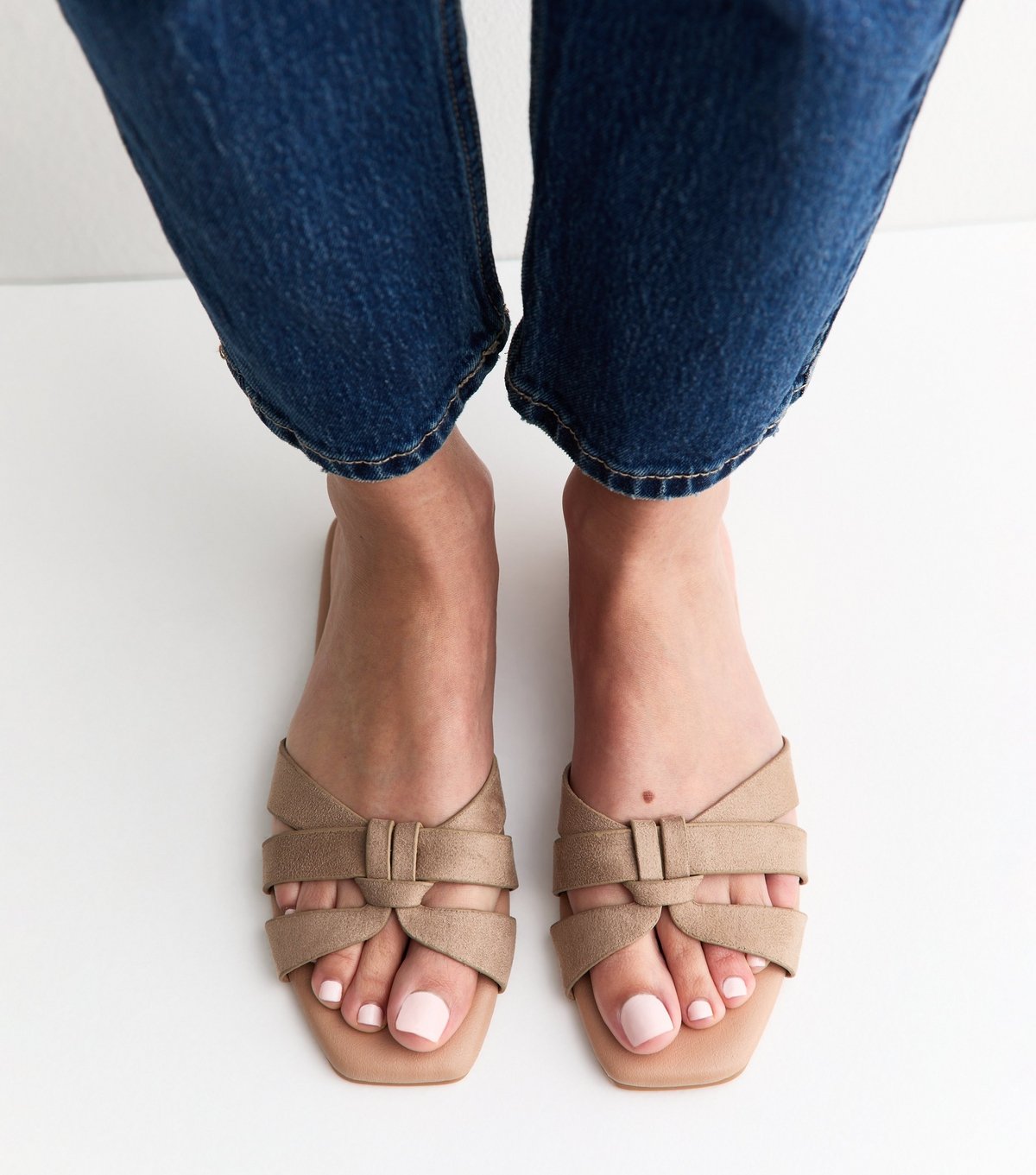 New Look Women's Light Brown Faux Leather Interwoven Strap Flat Sandals Vegan New Look - 2