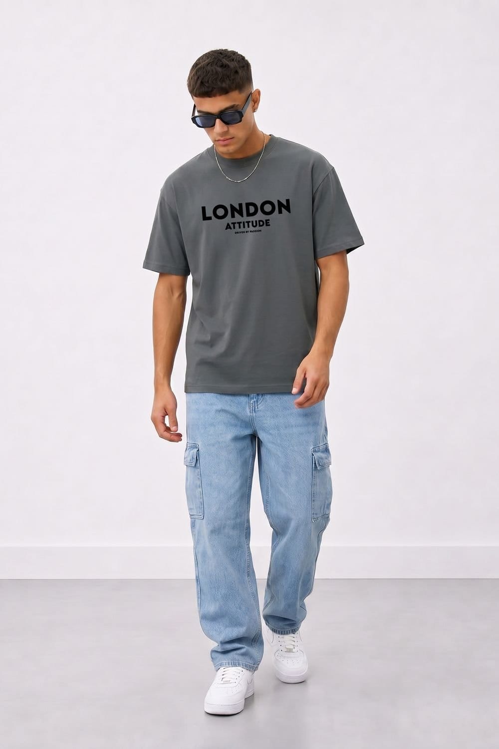 LONDON ATTITUDE LONDON ATTITUDE Men's Japanese Inspired Premium Cotton Relaxed Fit T-Shirt in Charcoal - 4