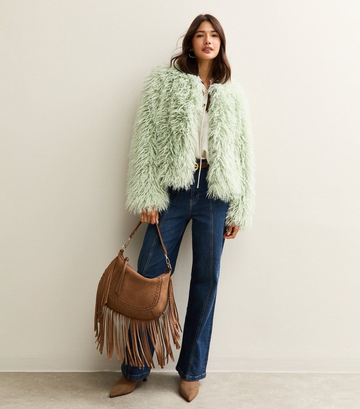 New Look Women's Light Green Faux Fur Coat New Look - 4