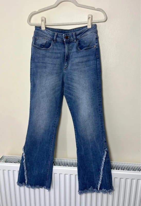 DL1961 DL1961 High Rise Flare Jeans with Frayed Tulip Hem - Size 28 UK 10 - New Without Tags