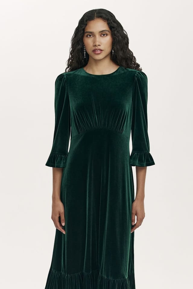 Finery London Finery London Women's Scarlett Velvet Midi Dress in Dark Green - 2