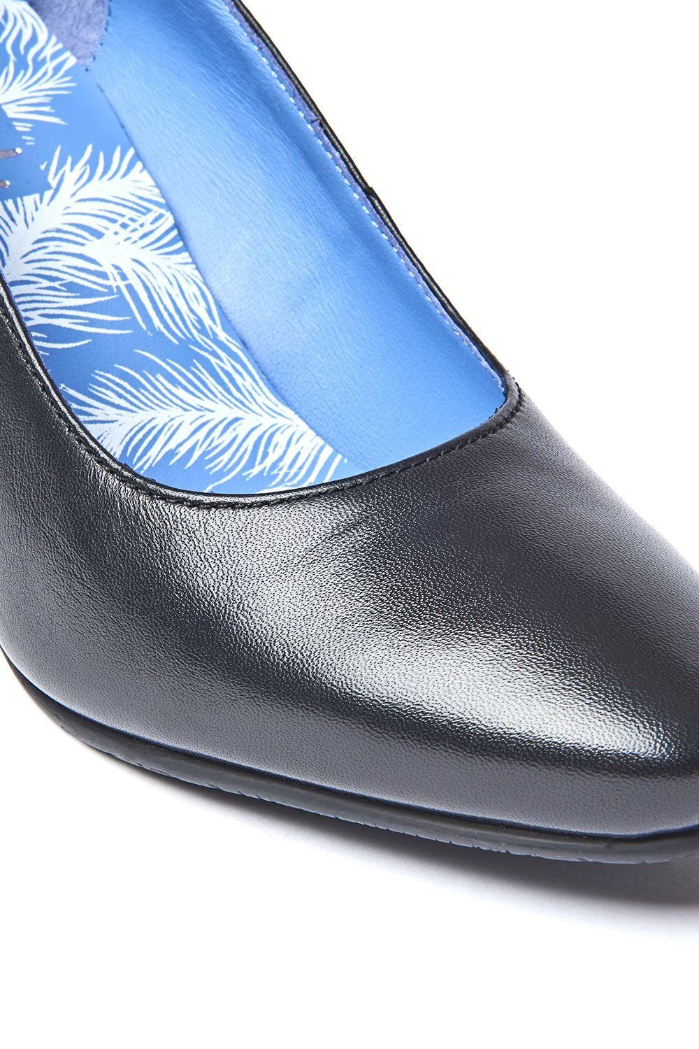 Moshulu Moshulu Women's 'Asano' Heeled Court Shoes in Black - 3