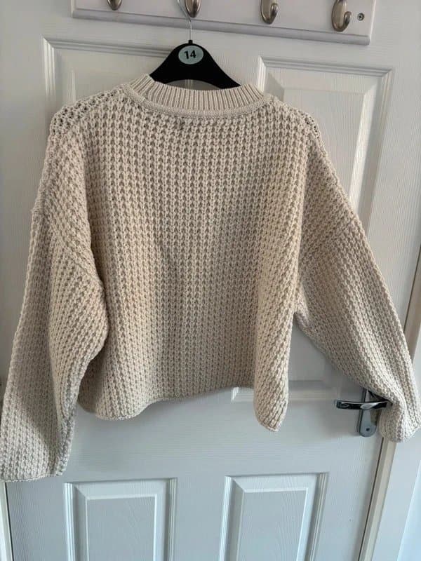 New Look Mink stitch crew neck jumper. Size M