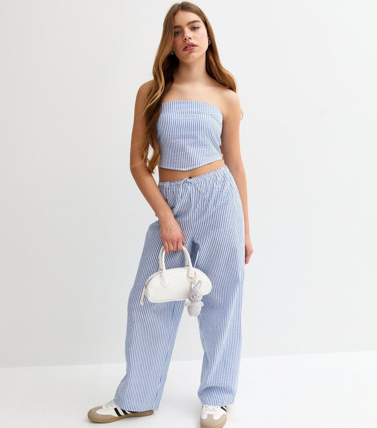 New Look Girls' Blue Striped Hanky Hem Bandeau Top New Look - 3