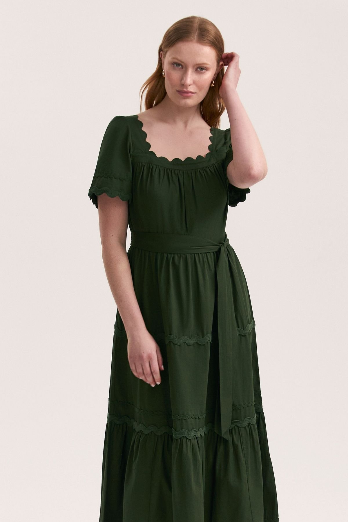 Finery London Finery London Women's Corina Cotton Midi Tiered Dress in Bottle Green - 4