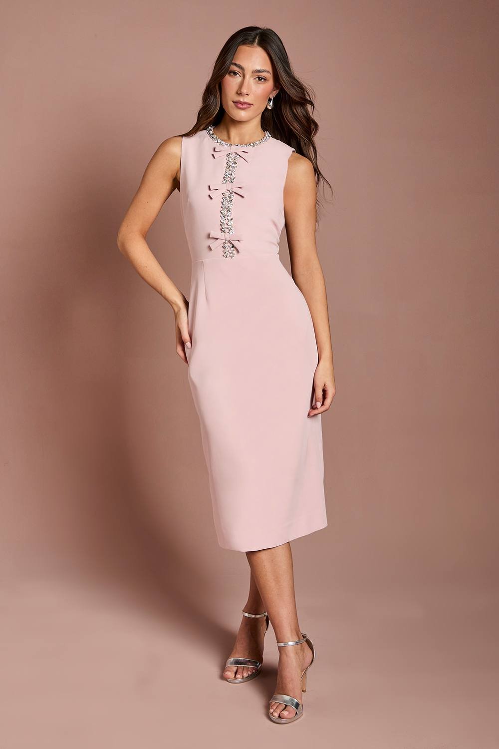 Coast Coast Women's Sleeveless Crepe Midi Dress With Diamante Bow Detail in Blush - 2