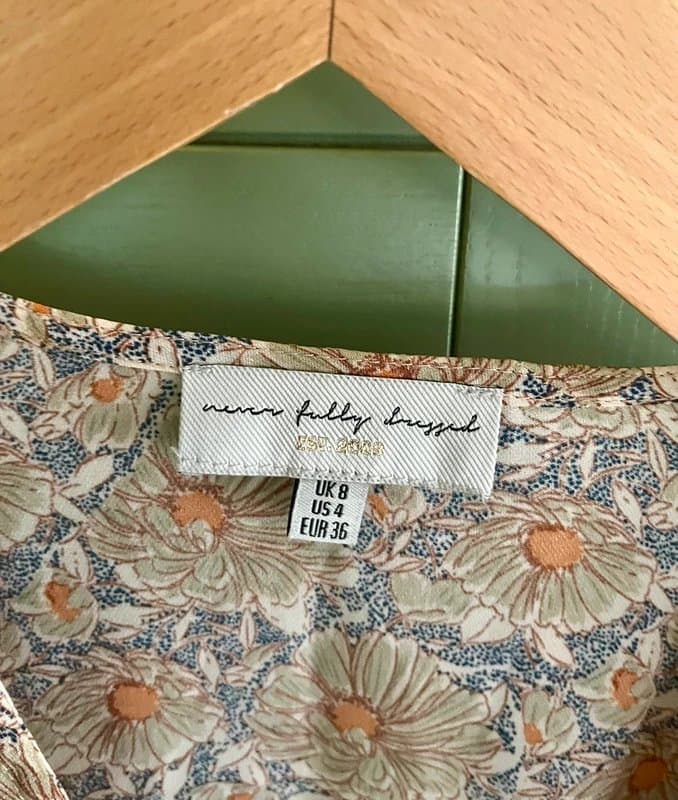 Never Fully Dressed Women’s Never Fully Dressed Beautiful Wrap Dress Vintage Inspired Floral Print Cream/Green/Apricot.