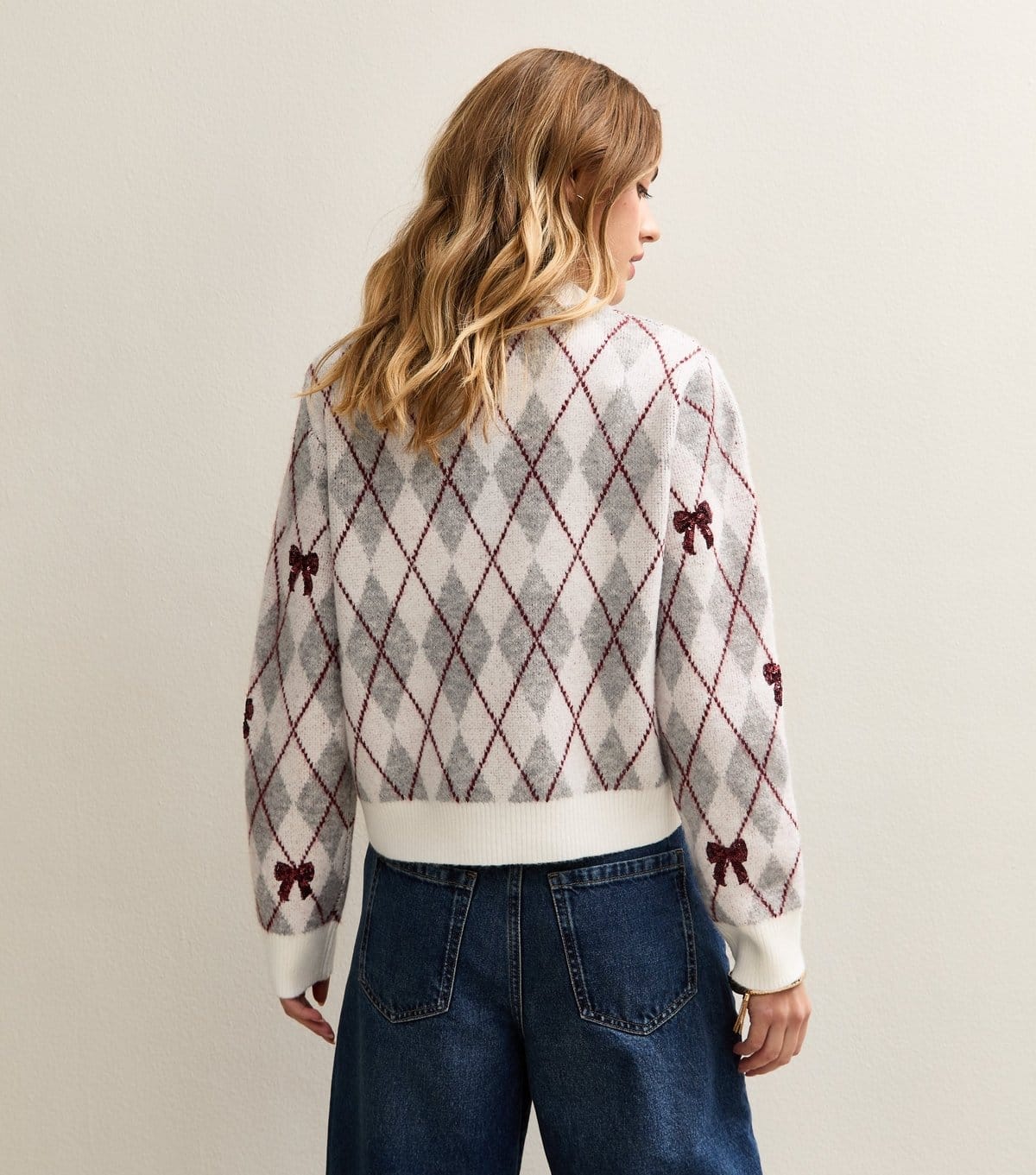 New Look Women's Grey Argyle Sequin Bow Knit Jumper New Look - 4