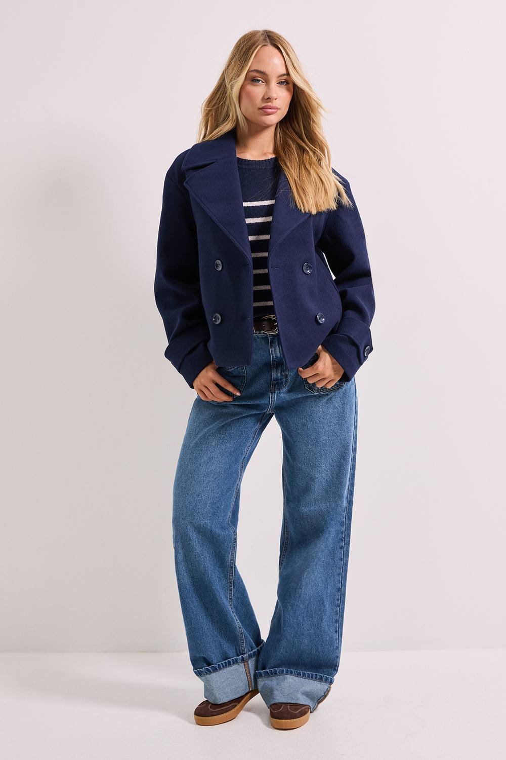 Dorothy Perkins Dorothy Perkins Women's Cuff Detail Wide Collared Short Coat in Navy - 2