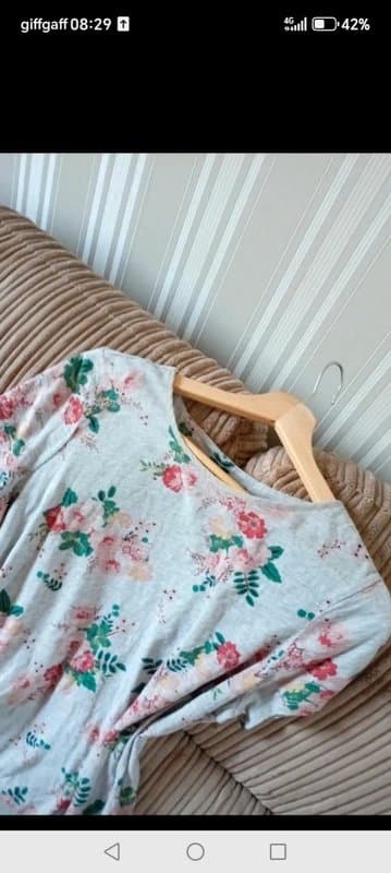 Per Una Ladies size 12 per una m&s grey floral top