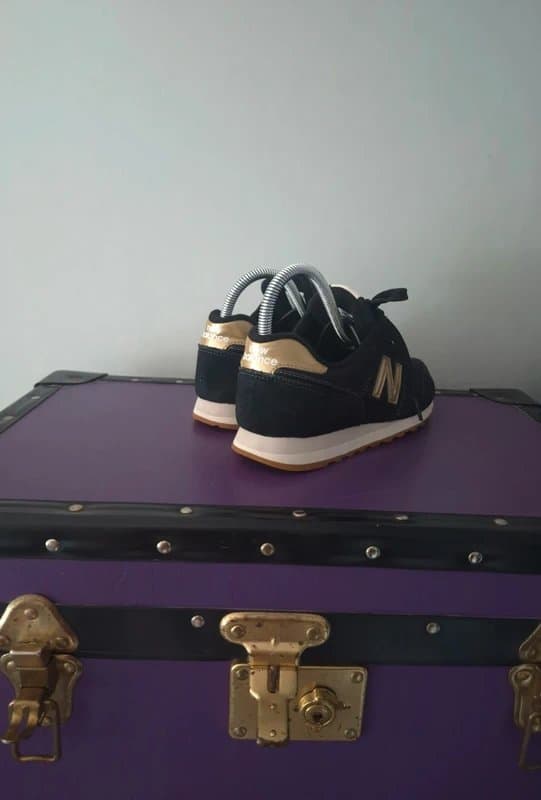 New Balance New Balance 373 suede womens black and gold trainers UK size 4.5