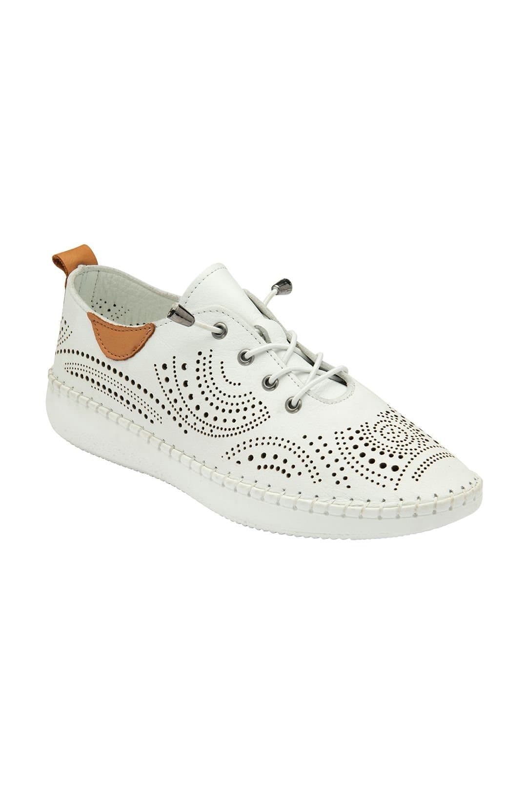 Lotus Lotus Women's 'Tassia' Leather Casual Shoes in White