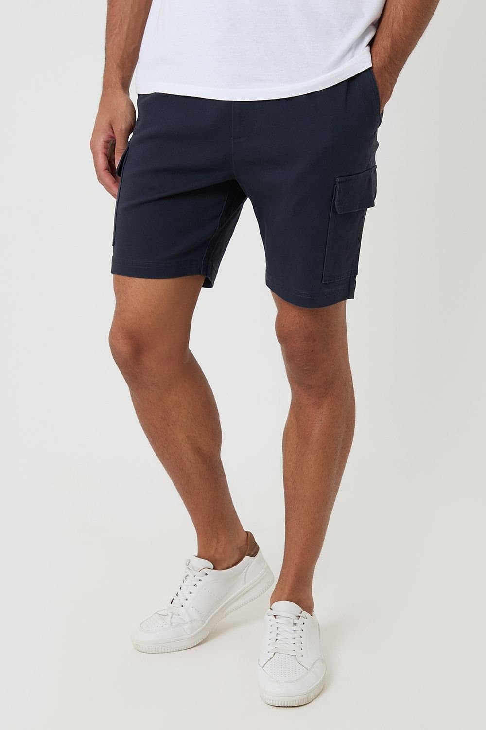 Threadbare Threadbare Men's Shorter Length Stretch Cargo Shorts in Navy