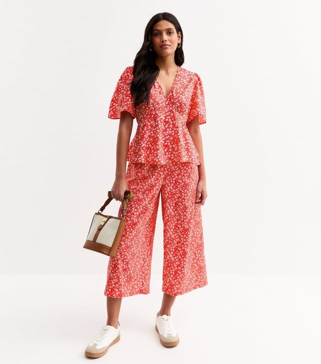 New Look Women's Red Ditsy Print Cropped Trousers New Look - 3