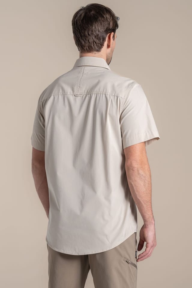 Craghoppers Craghoppers Men's Kiwi II Short Sleeved Anti-Insect Shirt in Beige - 2