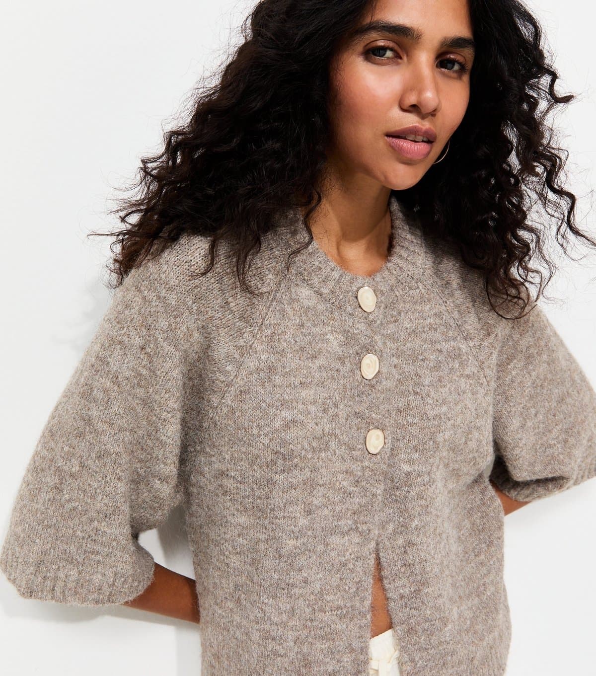New Look Women's Mink Knitted Short Sleeve Cape Cardigan New Look