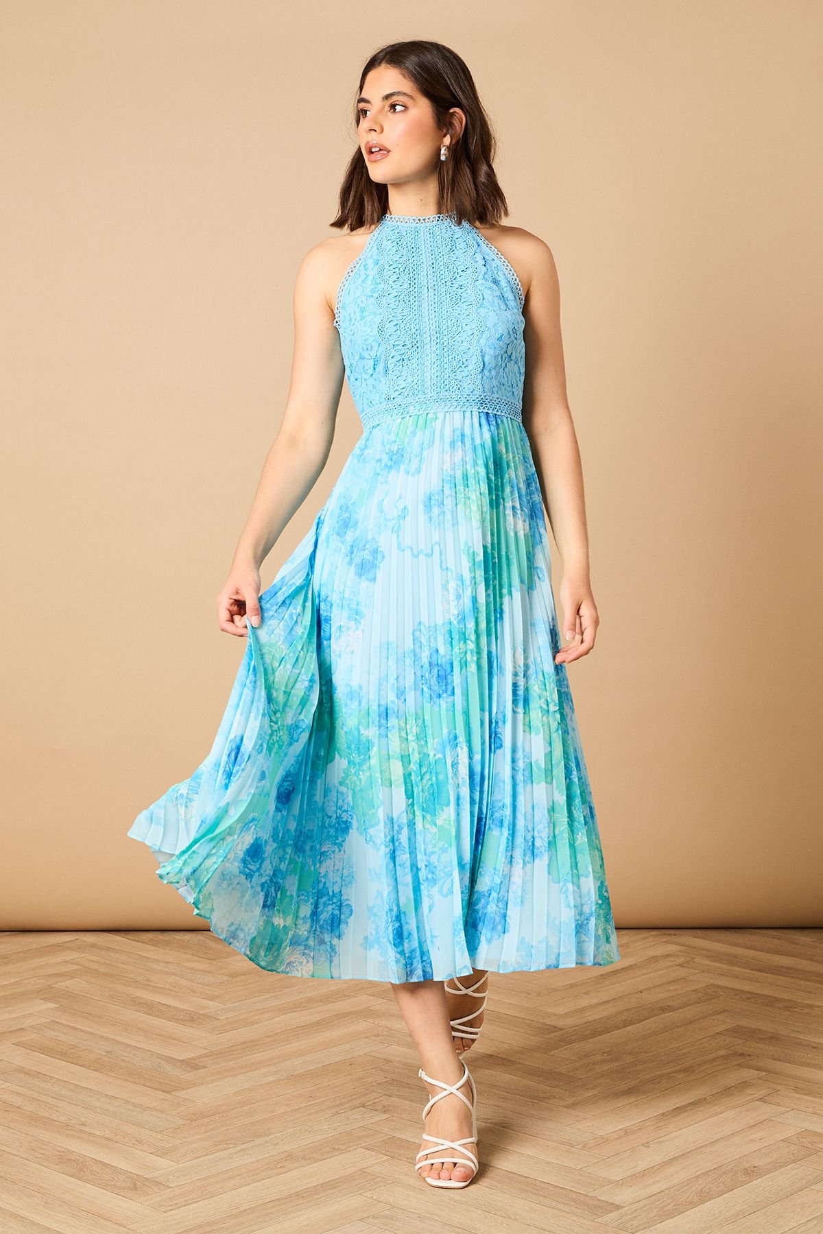 Oasis Oasis Women's Printed Lace Mix Halterneck Midi Dress in Floral - 2