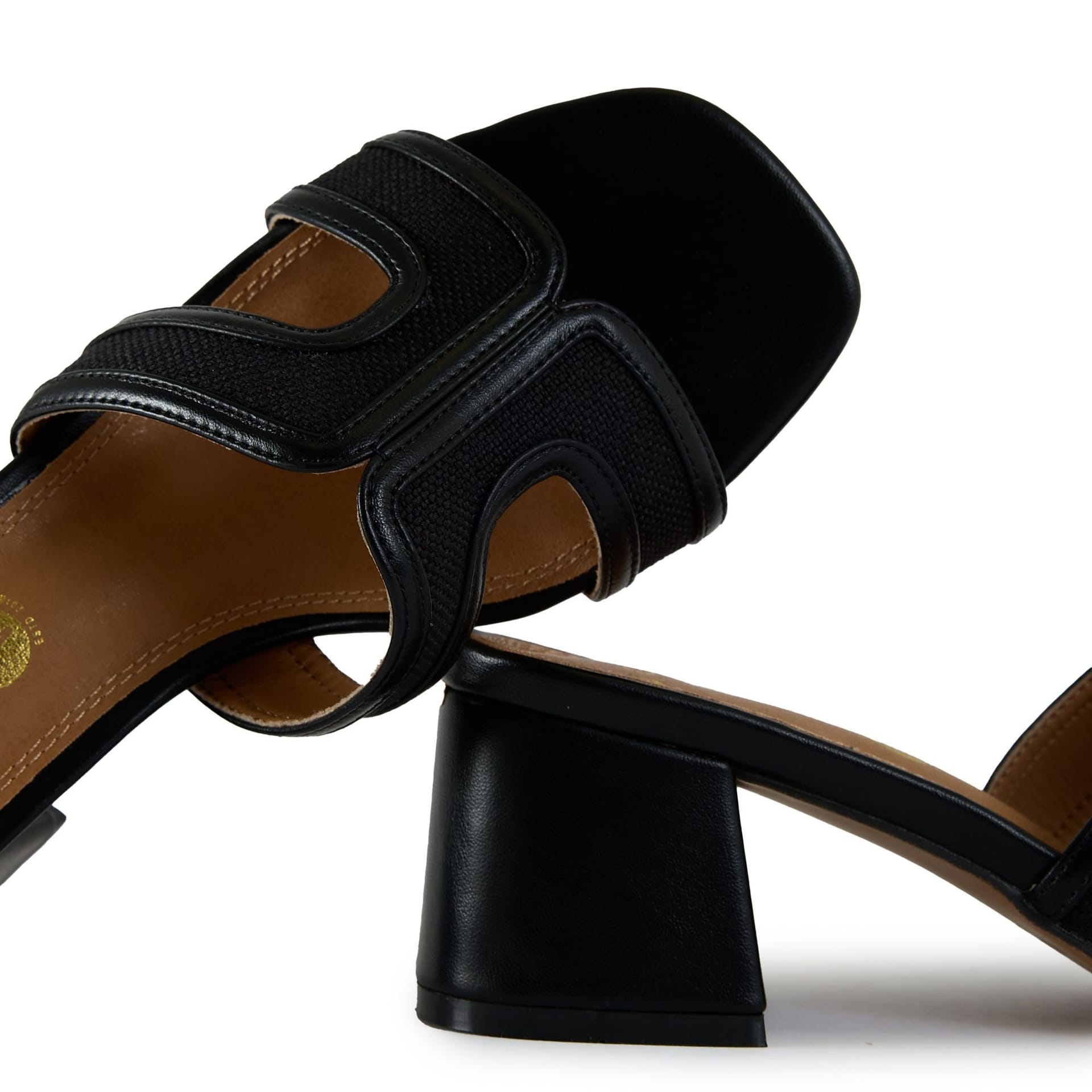 V.GAN V.GAN Women's Bok Heel Weave Sandals in Black - 4