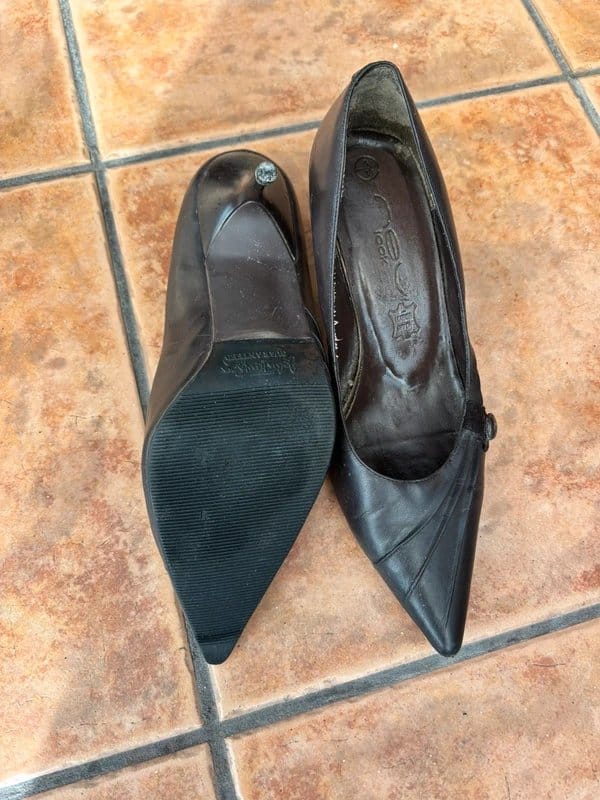 New Look Brown leather court shoes size 5 - 1