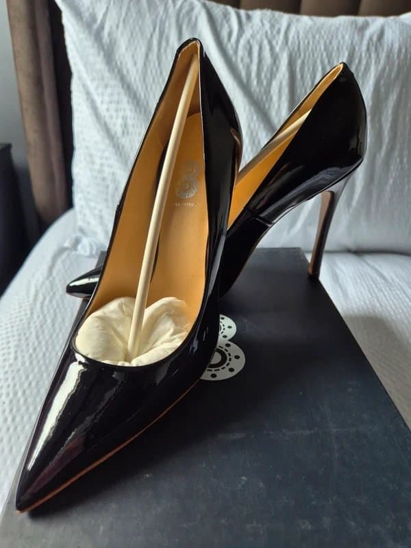 8 By Yoox BNIB Elegant Italian Leather Stiletto Heels - Black Patent - Size EU 39 (6)