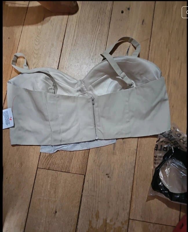 ASOS Asos luxe size 20 crop top corset
4XL / 20: New with tags ASOS