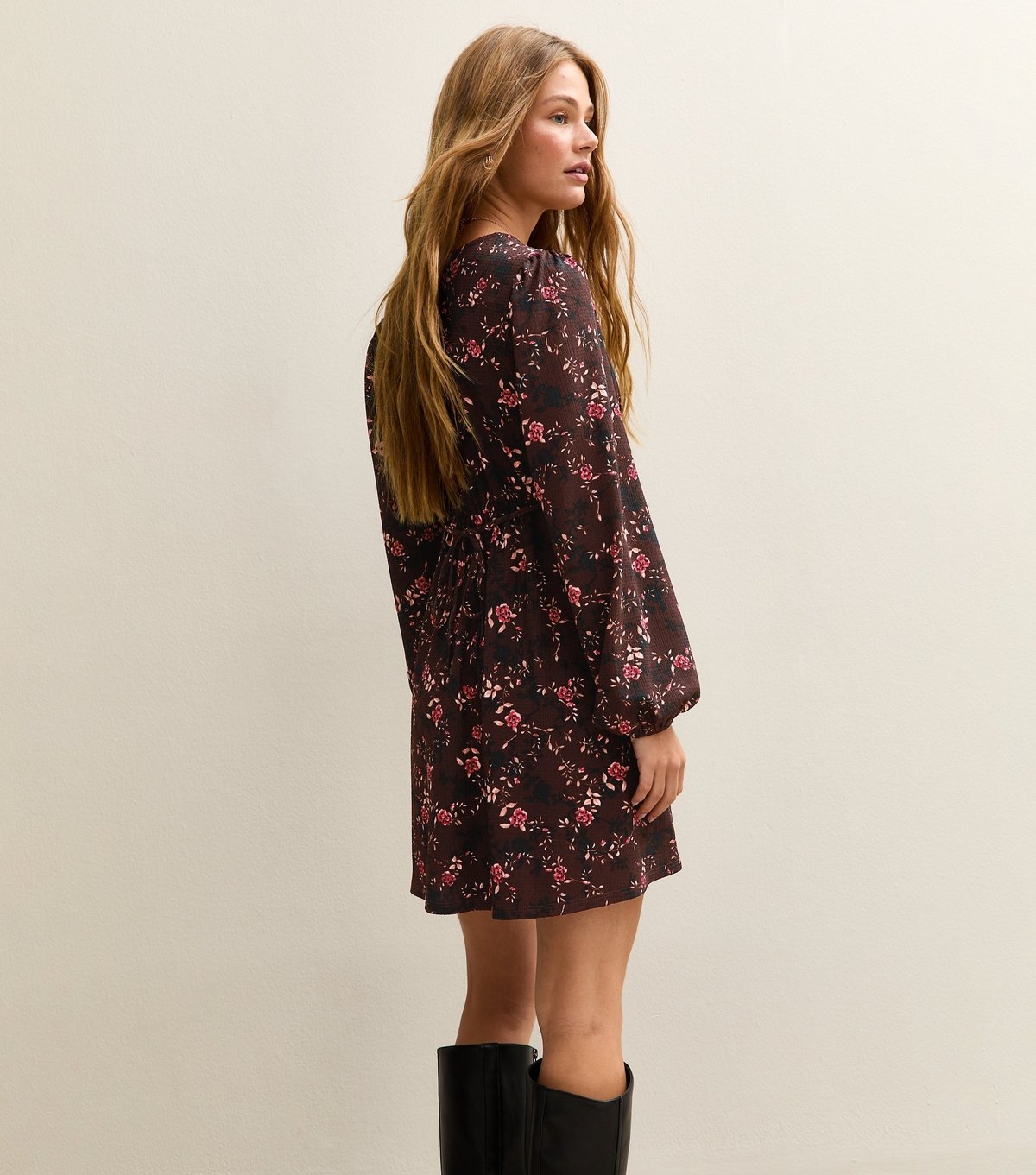 New Look Women's Brown Floral Print Frilly Trimmed Crinkle Mini Dress New Look - 4