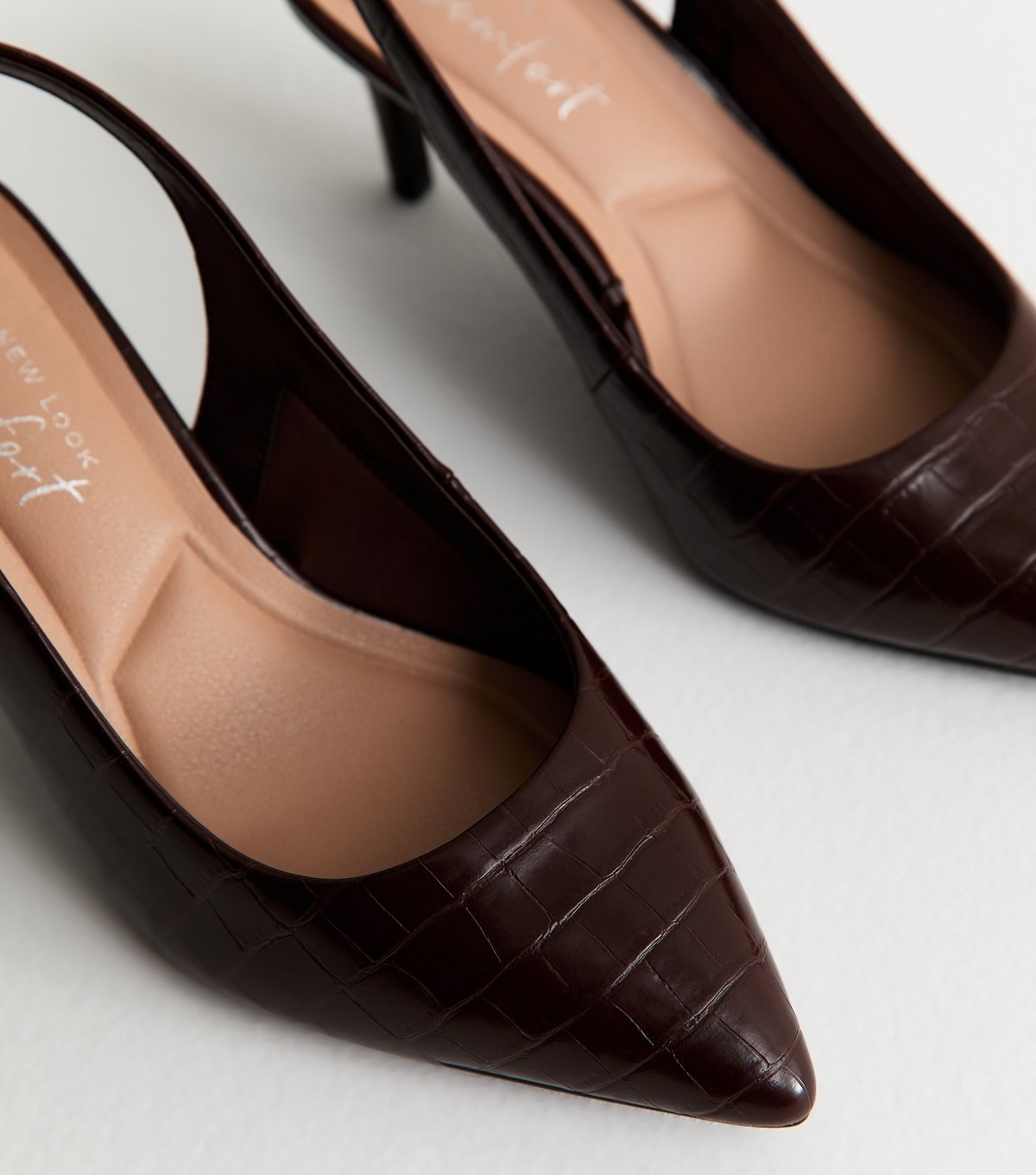 New Look Women's Extra Wide Fit Brown Textured Slingback Court Shoes Vegan New Look - 4