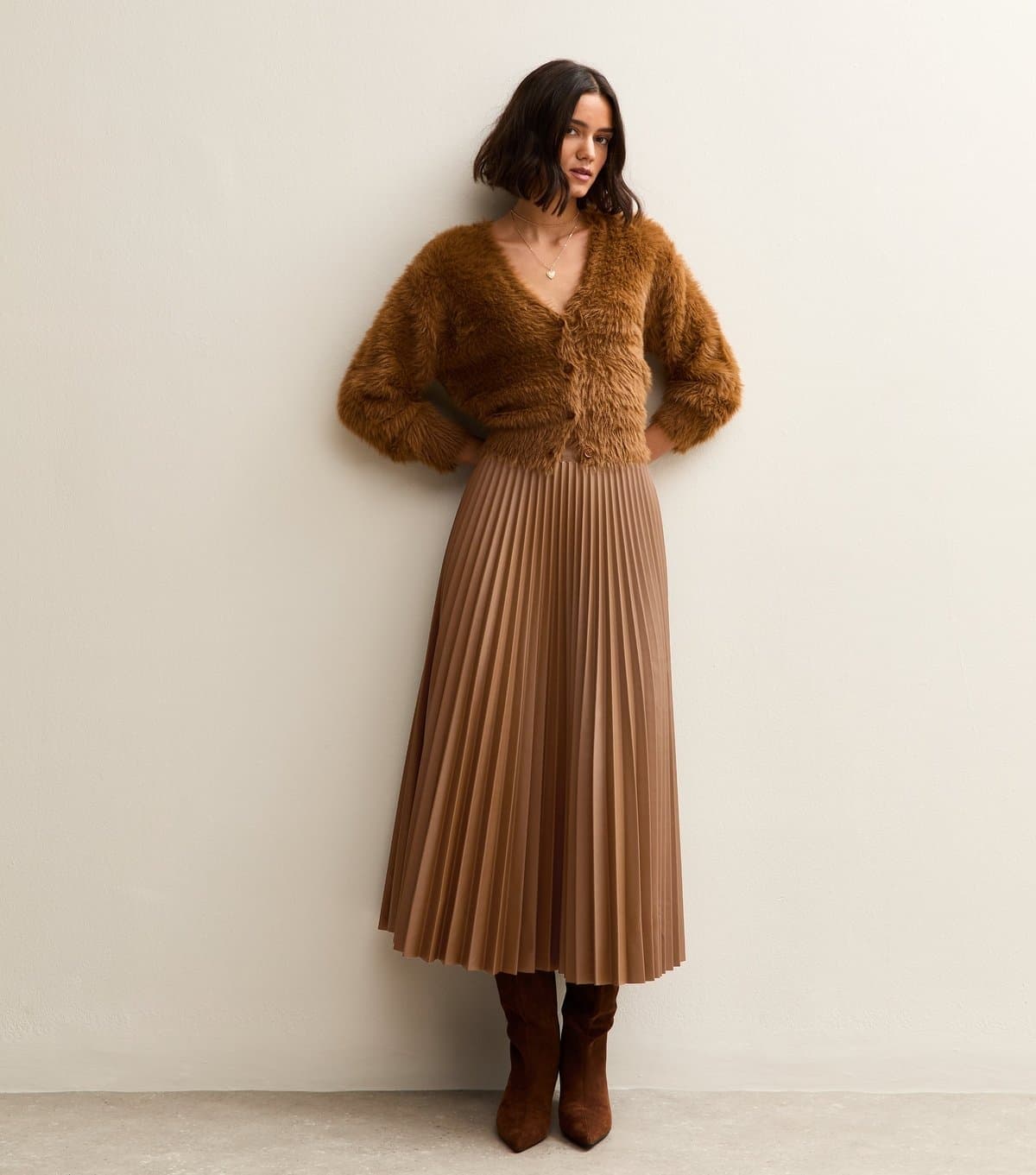 New Look Women's Brown Faux Leather Pleated Midi Skirt New Look