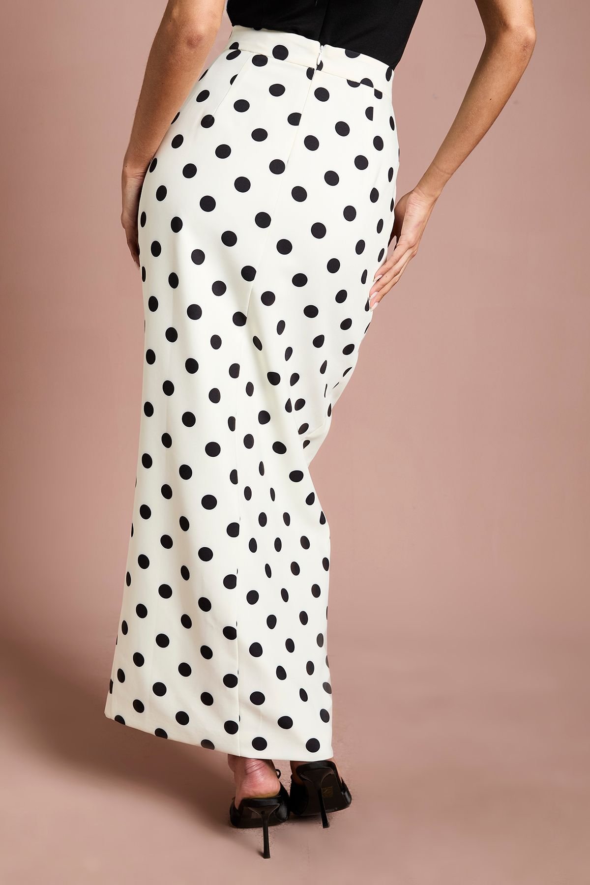 Coast Coast Women's Lisa Tan Printed Twist Detail Wrap Maxi Skirt in Ivory - 3