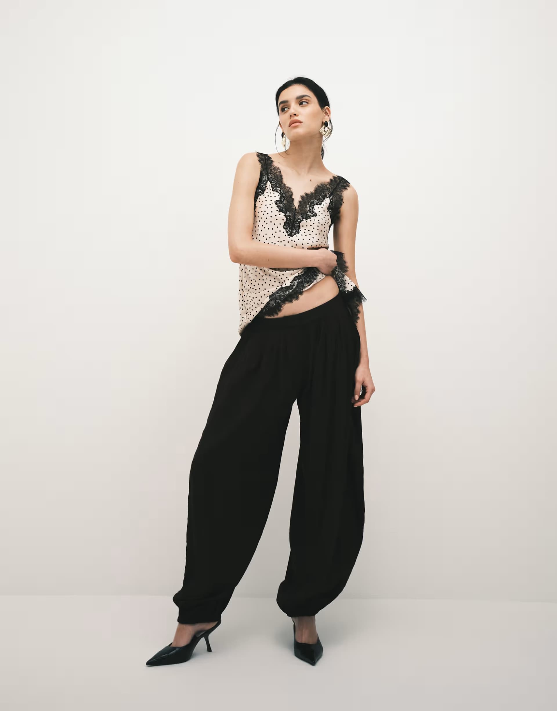 ASOS ASOS DESIGN tailored balloon trouser with pleat detail in brown