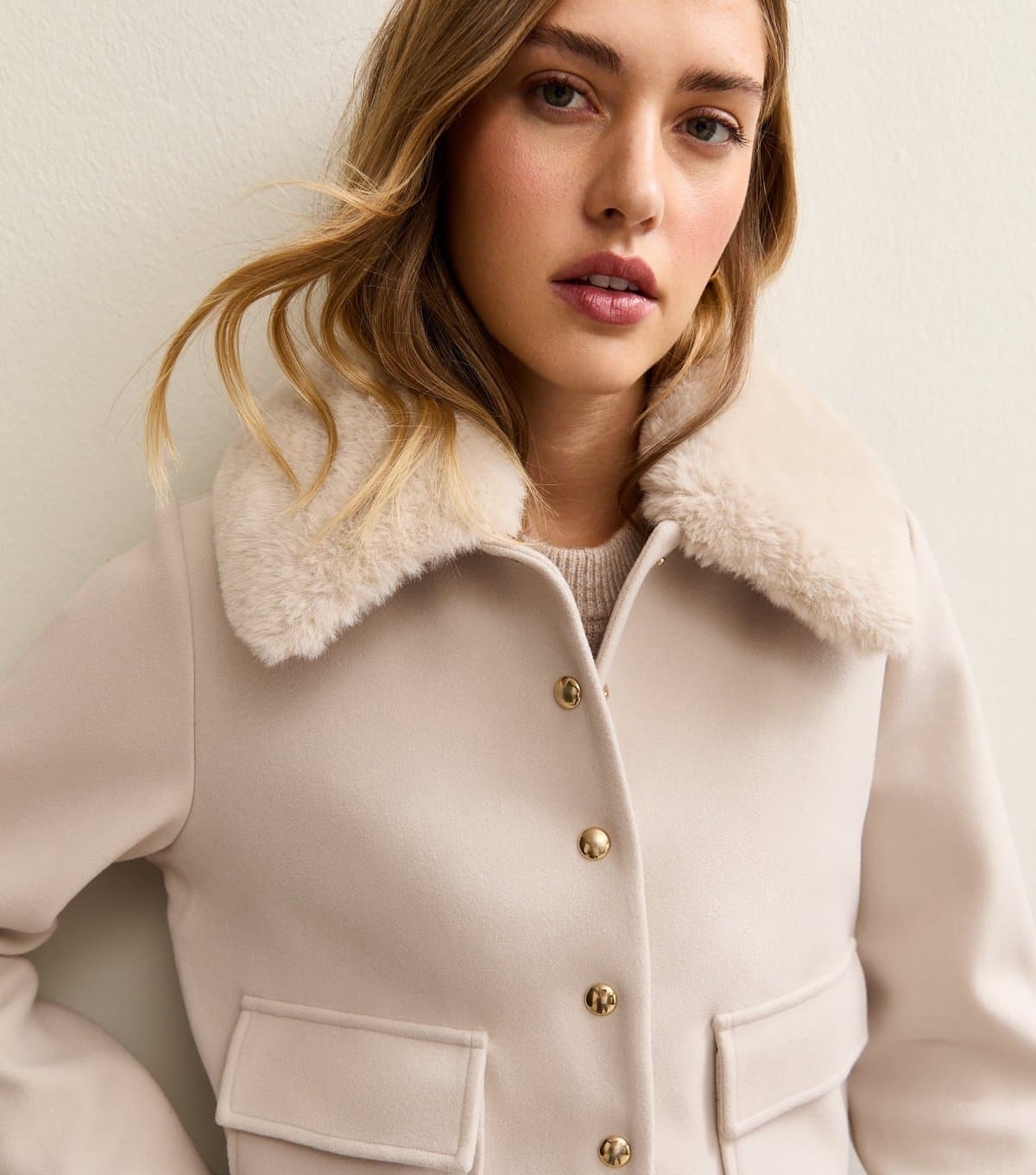 New Look Women's Off White Faux Fur Collar Short Shacket New Look