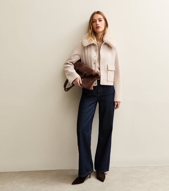 New Look Women's Off White Faux Fur Collar Short Shacket New Look - 3