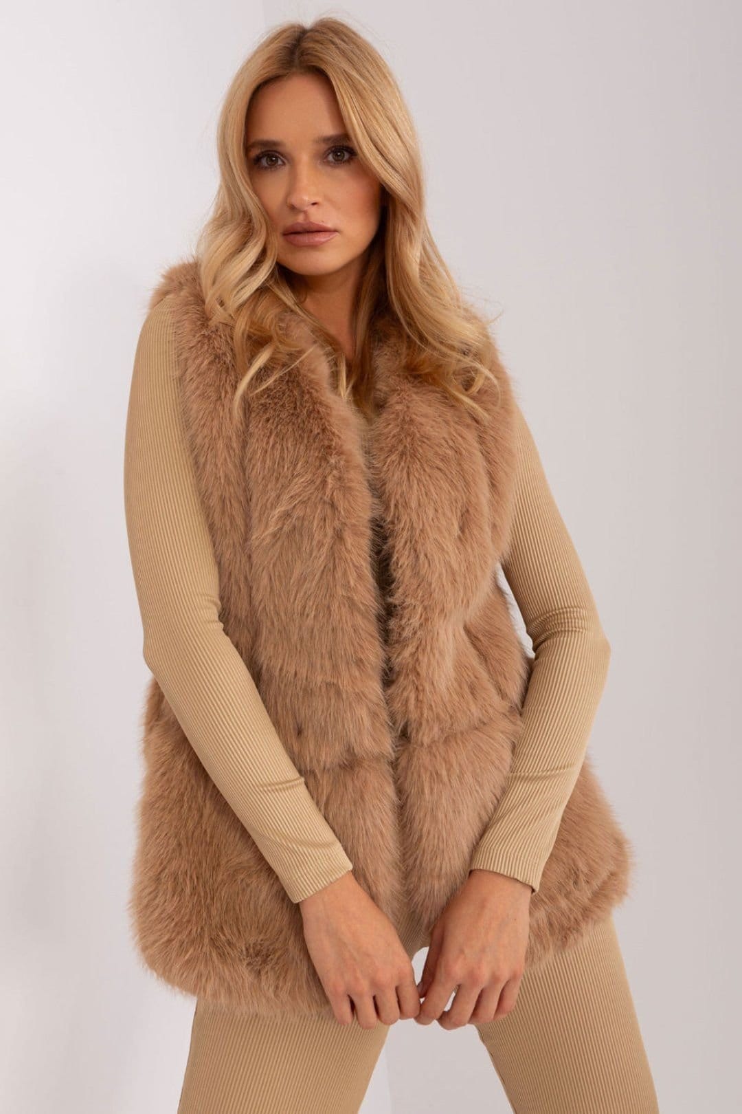 Love Lace Brown Polyester Fur Gilet Vest