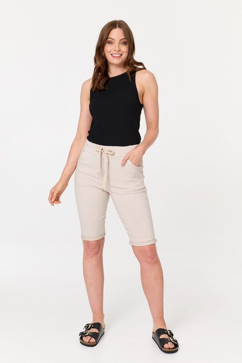 Izabel London Izabel London Women's Tie Front Slim Knee Length Shorts in Beige - 1