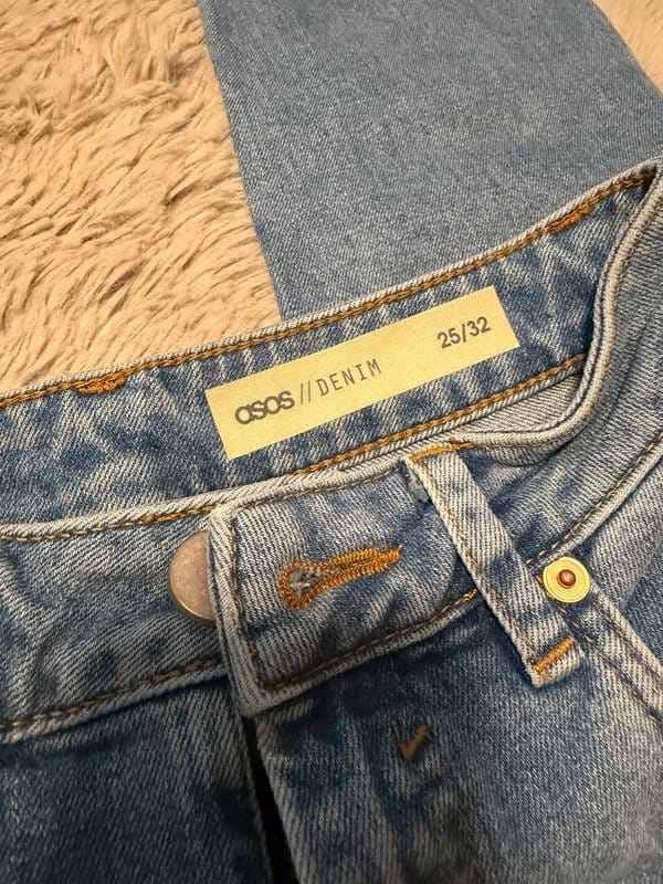 ASOS Light Wash High-Waisted Skinny Jeans - W25 L32