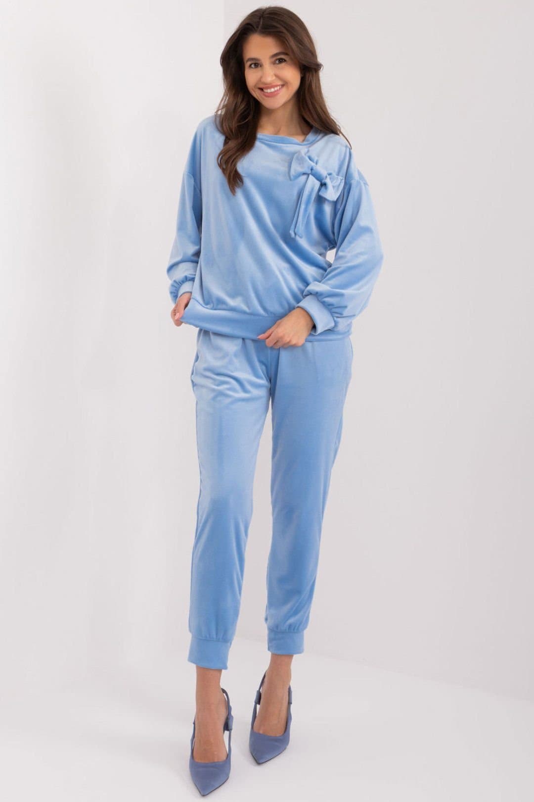 Love Lace Love Lace Women's Velour Sweatshirt & Pants Set with Bow in Blue