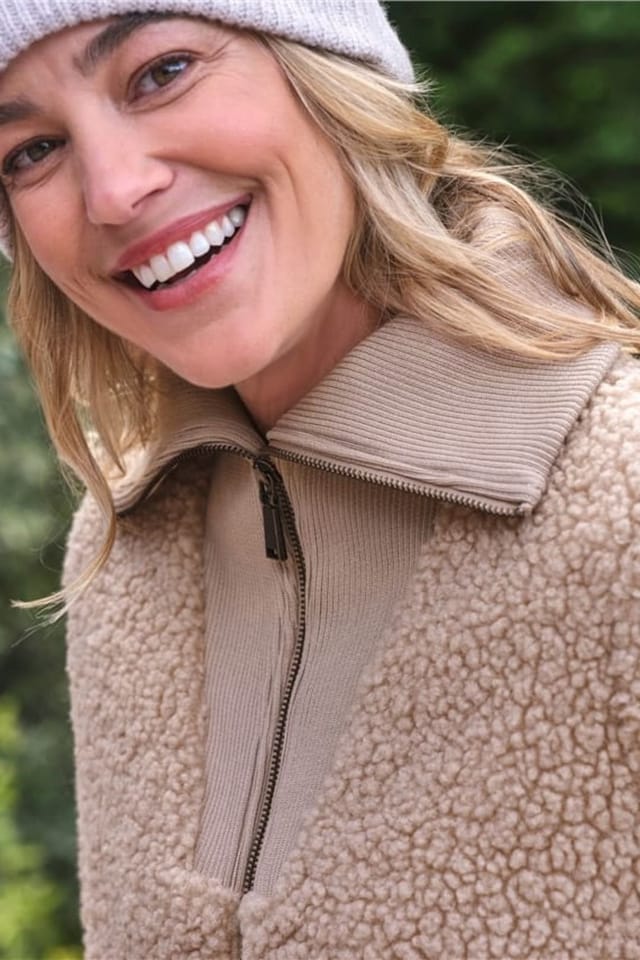 WoolOvers WoolOvers Women's Creek Borg Ribbed Collar Jacket in Beige - 2