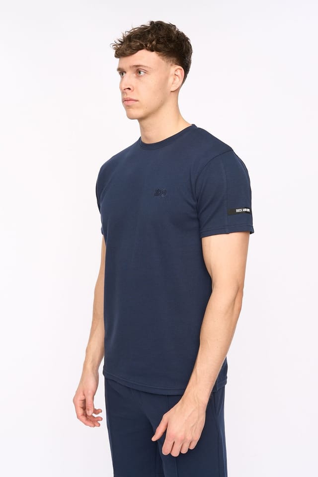 Duck and Cover Duck and Cover Men's Sherborn Textured Crew Neck T-Shirt with Embroidery in Navy - 2